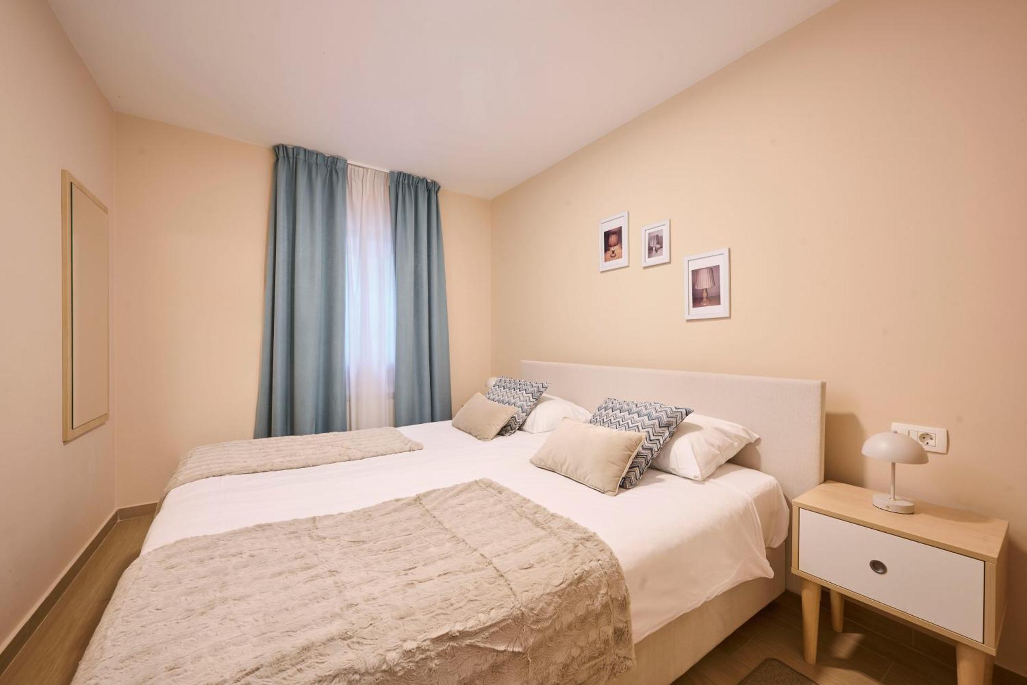 Apartments Martello Garden โปเรช ภายนอก รูปภาพ
